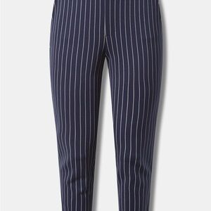 *New* Studio (Torrid) Navy Striped Women's Pants (1 Tall)